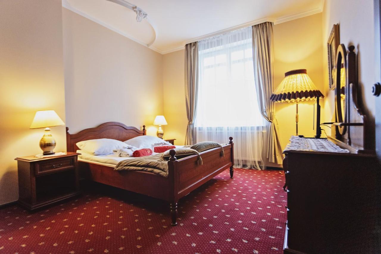 Palac Runowo Runowo Krajeńskie Exterior foto
